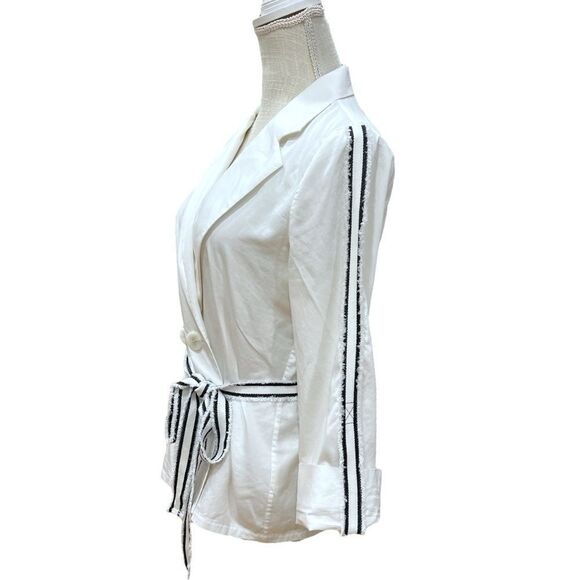 ALEXIS Madelyn White with Black Striped Cotton Top Size M - Picture 7 of 9